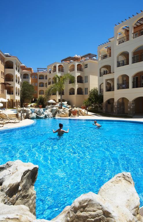Appartement Adamou Gardens à Paphos Extérieur photo
